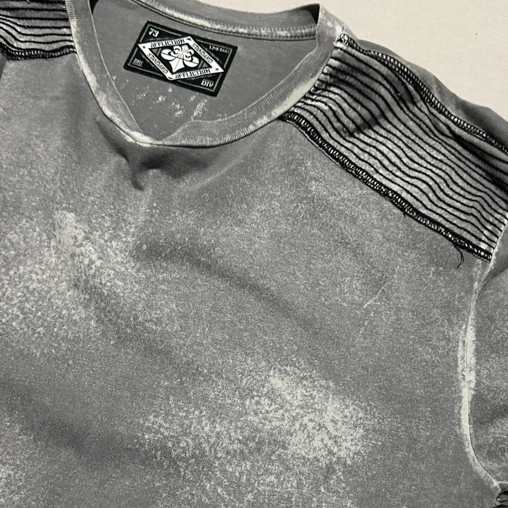 Affliction Gray T-Shirt with Patch and Stitch Detail - Picture 4 of 7